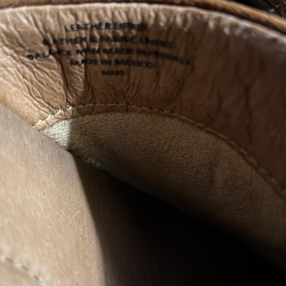 BORN BANDY WOMENS CLOGS. - Picture 8 of 11